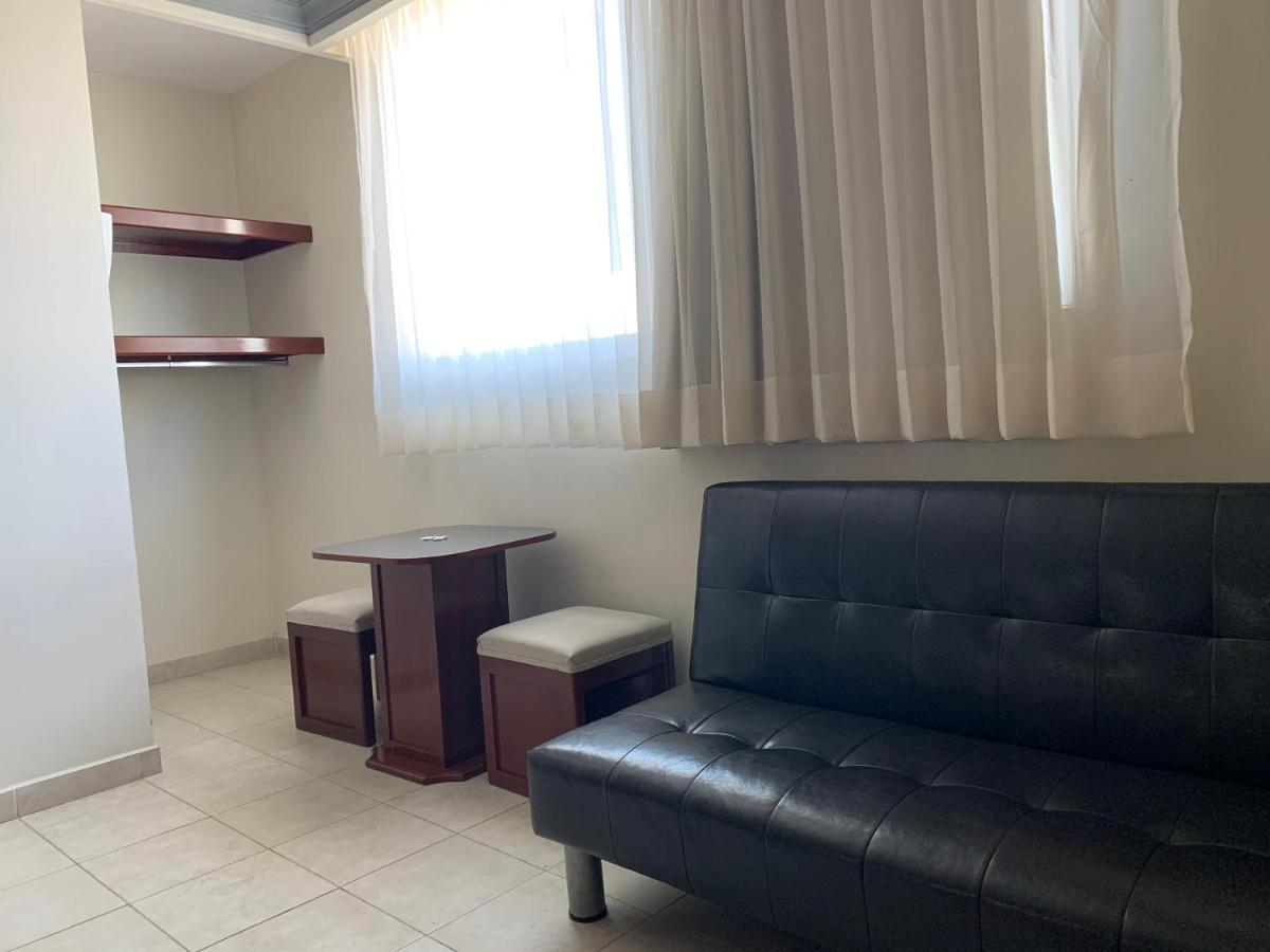 Real Del Sur Motel Moroleon Eksteriør billede