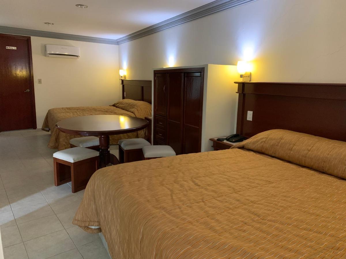 Real Del Sur Motel Moroleon Eksteriør billede